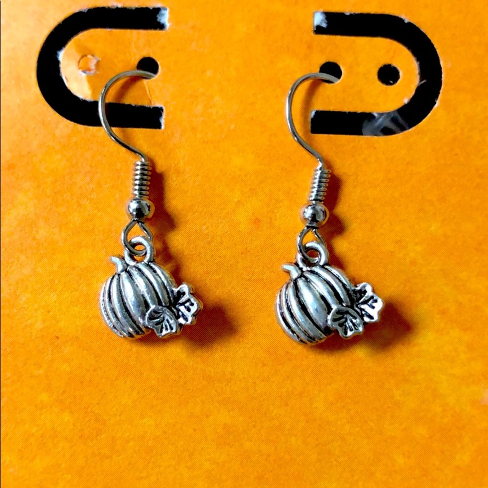 Silver pumpkin earrings